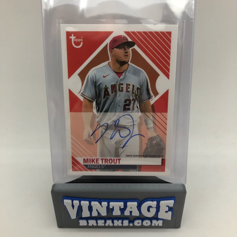 Vintage Breaks Pulls Mike Trout Autograph from 2021 Topps Brooklyn